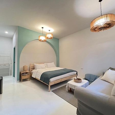 Отель Warm White Hua Hin House Экстерьер фото